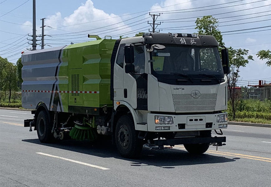 一汽解放J6道路多功能洗掃車(chē)（16噸）圖片