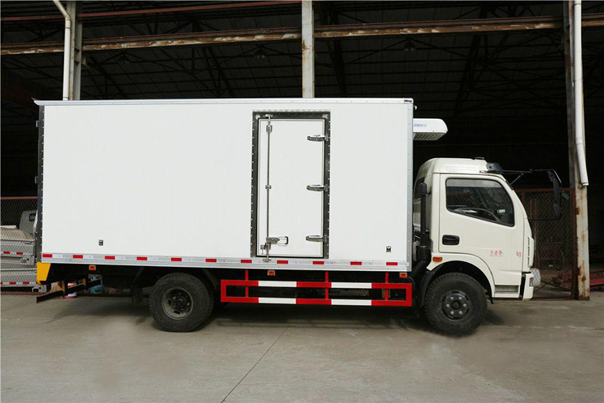 程力威CLW5080XLC5冷藏車(chē)